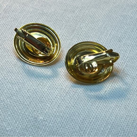 JUDY LEE VINTAGE 1950s Faux Gold and Pearl Oval Clip Earrings - Picture 7 of 7